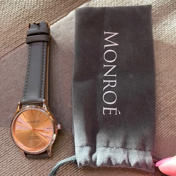 Monroe Sunburst Watch SOLÉROSE - BLACK LEATHER – Monroé Watches main image 4